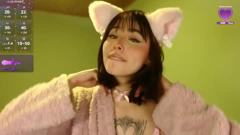 Snapshot of she_alice chatting on 25, 5, 2026 she_alice online show from 25, 5, 2026