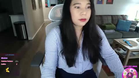 Snapshot of sheilyn_smith chatting on 3, 3, 2026 sheilyn_smith online show from 3, 3, 2026