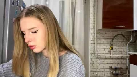 Snapshot of shelapeake chatting on 24, 9, 2025 Jenny online show from 24, 9, 2025