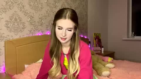 Snapshot of shelapeake chatting on 4, 10, 2025 Jenny online show from 4, 10, 2025