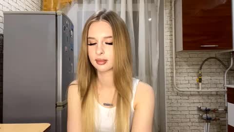 Snapshot of shelapeake chatting on 20, 10, 2025 Jenny online show from 20, 10, 2025