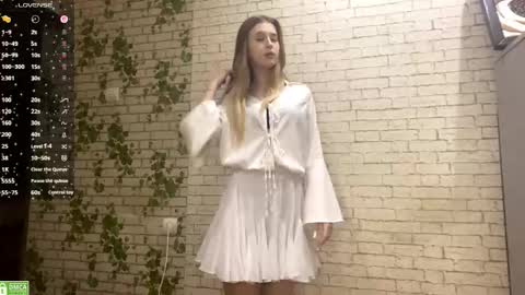 Snapshot of shelapeake chatting on 7, 11, 2025 Jenny online show from 7, 11, 2025