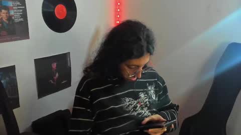 shelby__loveshow online show from 18, 2, 2025