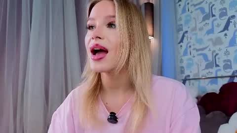 Lina online show from 23, 6, 2026