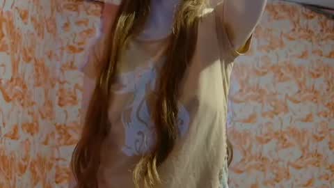 Snapshot of shelikessoymilk chatting on 10, 7, 2026 Erika online show from 10, 7, 2026