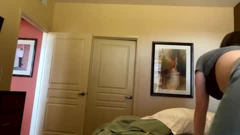 Snapshot of shell2822 chatting on 8, 2, 2026 shell2822 online show from 8, 2, 2026