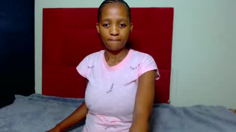 Snapshot of shelly_marianne chatting on 15, 2, 2026 Shelly Marianne online show from 15, 2, 2026