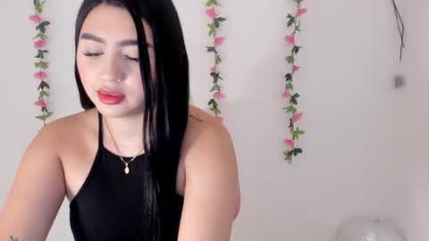 Snapshot of shelly_rohades chatting on 22, 2, 2026 online show from 22, 2, 2026