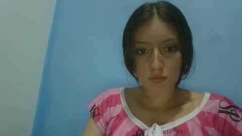 shelsyzevee_ online show from 21, 12, 2025