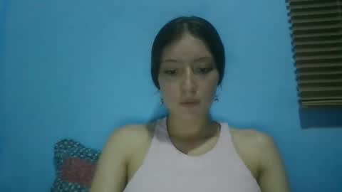 shelsyzevee_ online show from 23, 12, 2025