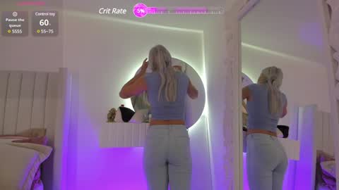 shelynna_azzul online show from 6, 12, 2024