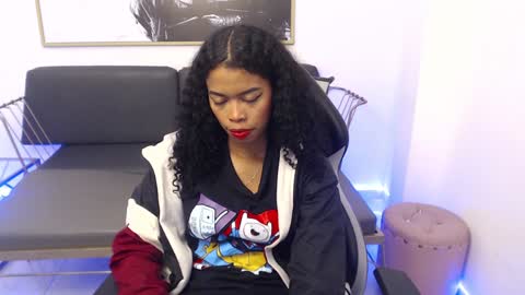 Snapshot of shenna_brunette_ chatting on 3, 12, 2024 Shenna online show from 3, 12, 2024