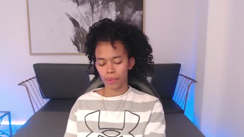 Snapshot of shenna_brunette_ chatting on 24, 12, 2024 Shenna online show from 24, 12, 2024