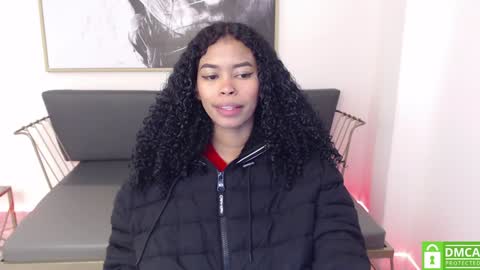 Snapshot of shenna_brunette_ chatting on 20, 1, 2025 Shenna online show from 20, 1, 2025