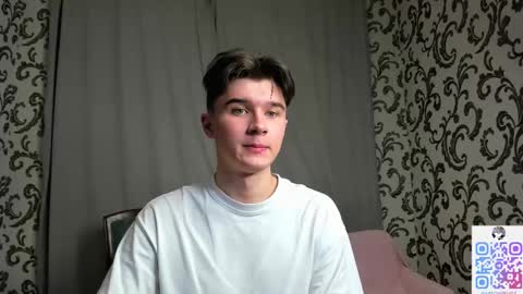 Snapshot of sherlockmax chatting on 9, 9, 2025 Max online show from 9, 9, 2025