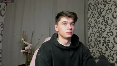 Snapshot of sherlockmax chatting on 16, 9, 2025 Max online show from 16, 9, 2025