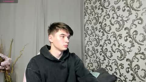 Snapshot of sherlockmax chatting on 18, 9, 2025 Max online show from 18, 9, 2025