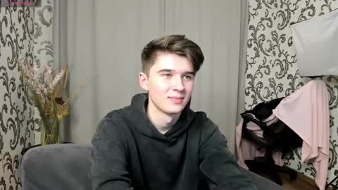 Snapshot of sherlockmax chatting on 26, 9, 2025 Max online show from 26, 9, 2025