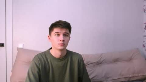 Snapshot of sherlockmax chatting on 28, 11, 2025 Max online show from 28, 11, 2025