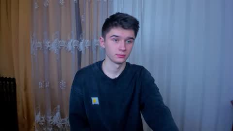 Snapshot of sherlockmax chatting on 3, 12, 2025 Max online show from 3, 12, 2025