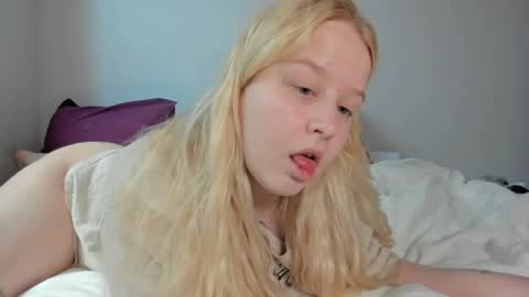 Snapshot of sherlystero chatting on 19, 5, 2026 sher online show from 19, 5, 2026