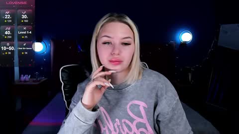 Snapshot of sherry__cheerry chatting on 8, 12, 2024 Sherry online show from 8, 12, 2024