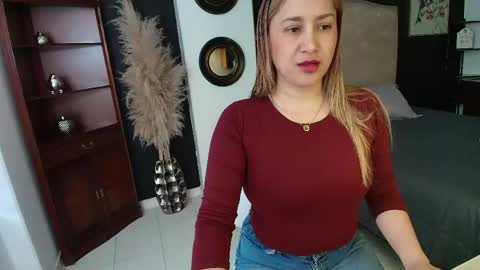 sheryl_jones online show from 8, 5, 2026