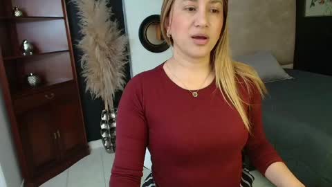 sheryl_jones online show from 12, 5, 2026