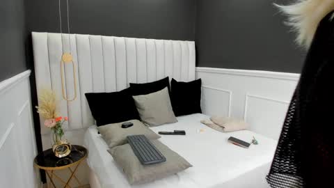 Snapshot of sheryl_sss chatting on 5, 2, 2025 Sheryl online show from 5, 2, 2025