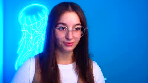 Snapshot of sheryl_sweet chatting on 8, 12, 2024 Sheryl online show from 8, 12, 2024