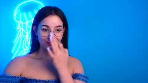 Snapshot of sheryl_sweet chatting on 5, 2, 2025 Sheryl online show from 5, 2, 2025