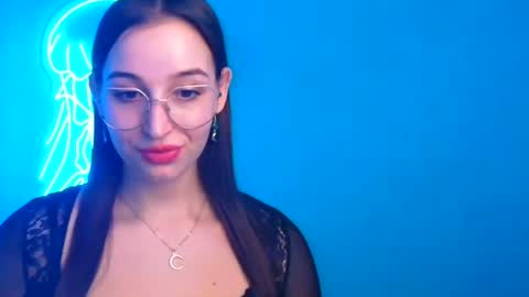 Snapshot of sheryl_sweet chatting on 8, 3, 2025 Sheryl online show from 8, 3, 2025