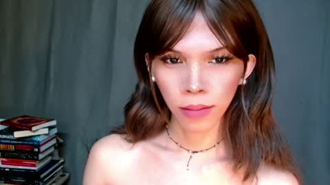 Snapshot of shes_notme chatting on 15, 5, 2026 Lana But you can spell it backwards online show from 15, 5, 2026