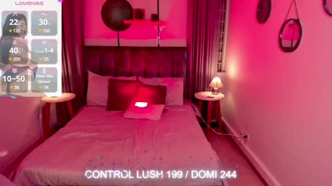 Snapshot of sheyla_hills_ chatting on 11, 12, 2024 Sheyla online show from 11, 12, 2024