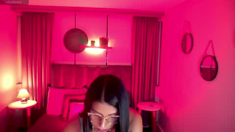 Snapshot of sheyla_hills_ chatting on 19, 1, 2025 Sheyla online show from 19, 1, 2025