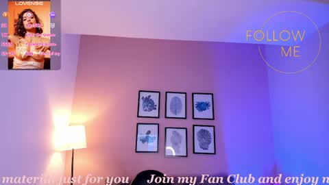 Snapshot of sheyla_hills_ chatting on 22, 4, 2026 Sheyla online show from 22, 4, 2026