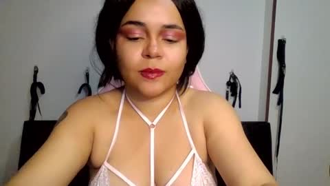 Shinee online show from 26, 2, 2025