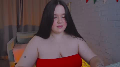 Snapshot of shinelady_ chatting on 6, 3, 2025 Rita online show from 6, 3, 2025