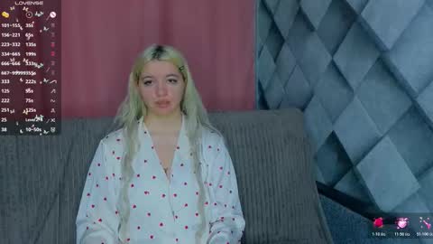 Snapshot of shining_luna chatting on 2, 2, 2026 shining_luna online show from 2, 2, 2026