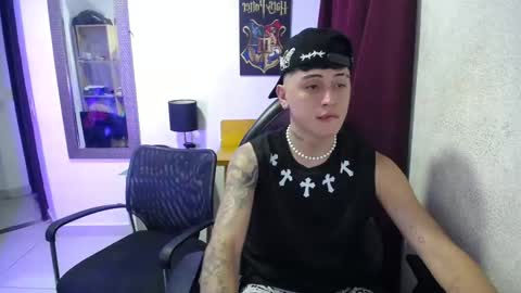 shining_star69 online show from 15, 11, 2025