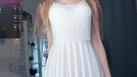 Stella  online show from 8, 2, 2025