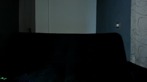 Snapshot of shinomojo chatting on 1, 2, 2025 Elliot online show from 1, 2, 2025