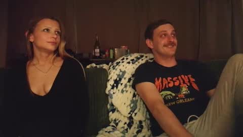 Snapshot of shinyandused chatting on 20, 10, 2025 shinyandused online show from 20, 10, 2025