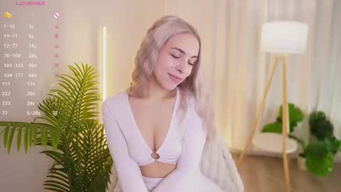 Julia online show from 2, 12, 2025