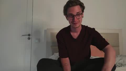 Snapshot of shirizo chatting on 8, 6, 2026 Matthew online show from 8, 6, 2026