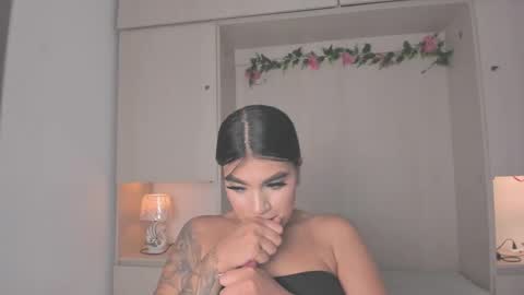 Shirley online show from 4, 12, 2025