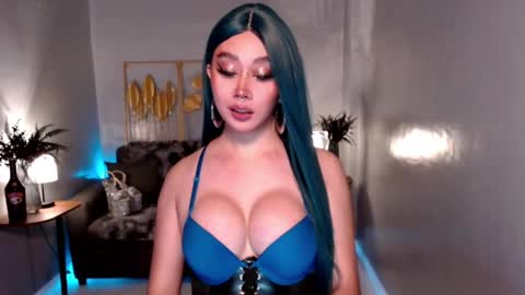 WET AND WILD YHANNA online show from 7, 3, 2025