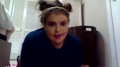 Snapshot of shmuberryfarms chatting on 24, 12, 2024 shmooinaround online show from 24, 12, 2024