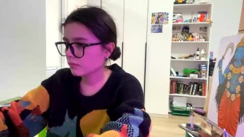 Snapshot of shontagrabowski chatting on 17, 4, 2026 Marie online show from 17, 4, 2026