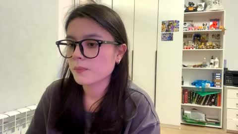 Snapshot of shontagrabowski chatting on 3, 5, 2026 Marie online show from 3, 5, 2026